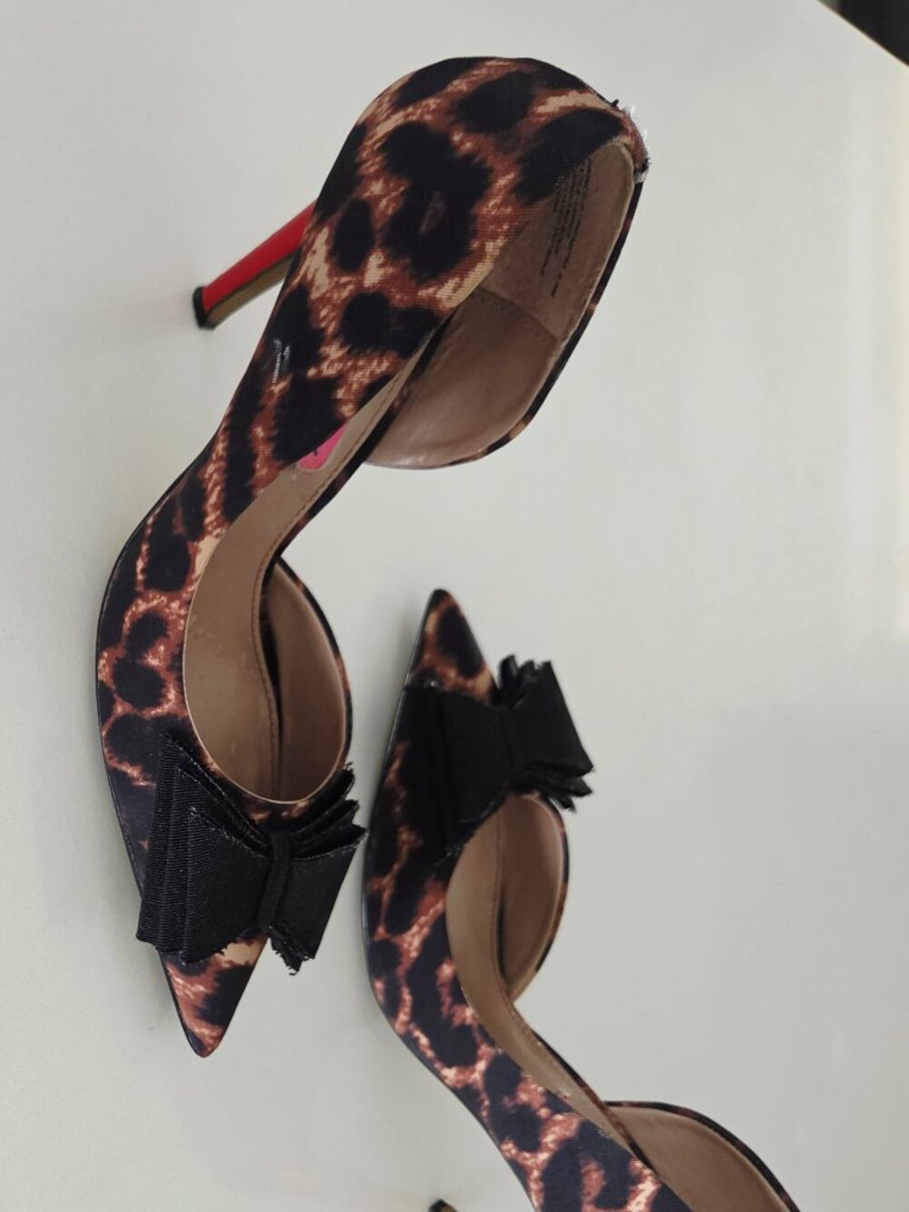 Betsey Johnson Sexy Leopard Pumps